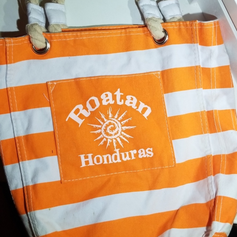A Roatan Honduras Beach bag